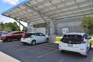 Fresno City Council Approves $638,209 Sole-Source Contract for Solar EV Chargers